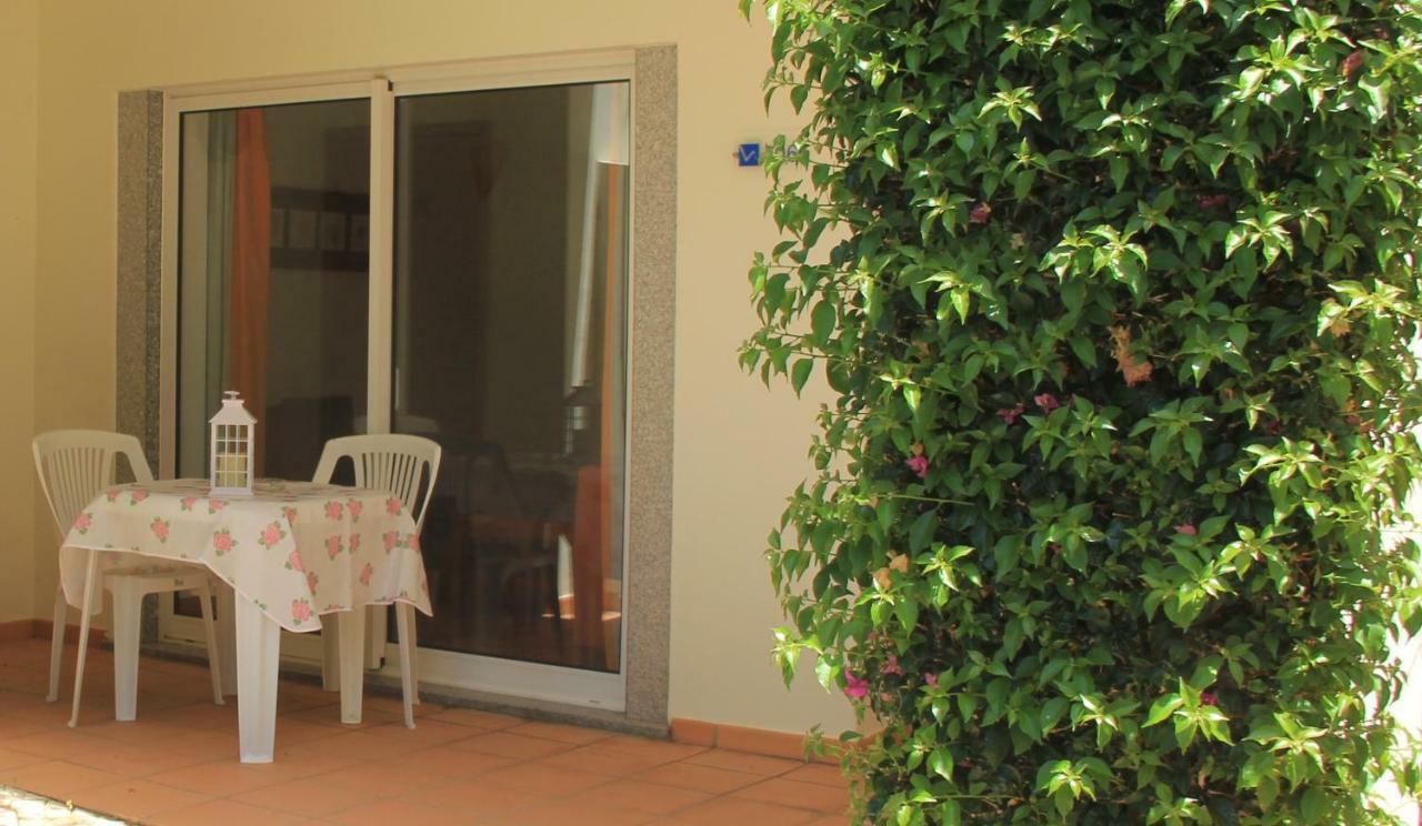 Apartment Vila Mos In Porto Mos Beach Lagos Luaran gambar